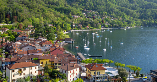 Castelveccana, Caldè, Lago Maggiore, Varese, Lombardei, Italien © Jürgen Humbert