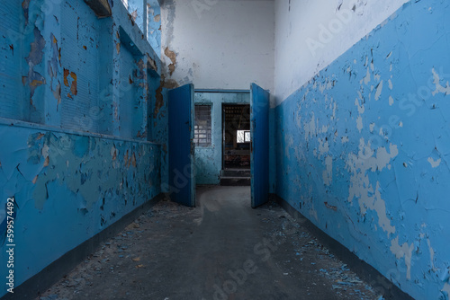 abandoned old school corridor © vadimborkin
