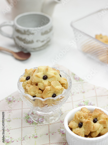 Kue Semprit or Semprit Cookies with chocolate chips on top. These cookies commonly served for Idul Fitri or Lebaran