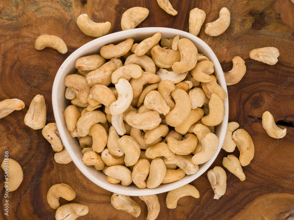 Fototapeta premium cashews unbehandelt