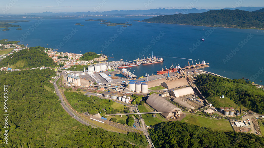 Obraz premium Aerial images of SCPAR port of São Francisco do Sul