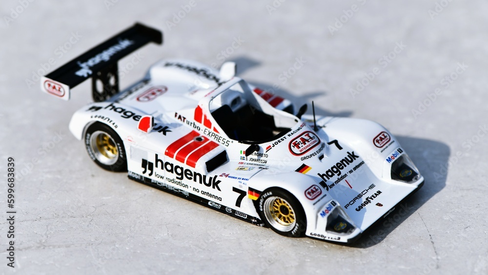 Miniature IXO 1/43 Porsche WSC - Vainqueur 24h Du Mans 1997, Joest Racing