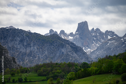 View on Naranjo de Bulnes or Picu Urriellu, limestone peak dating from Paleozoic Era, located in Macizo Central region of Picos de Europa, mountain range in Asturias, Spain