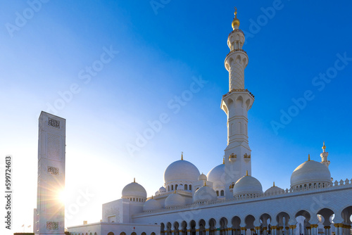 Fotografia, Obraz Abu Dhabi Grand Mosque, Iconic Landmark and Architectural Marvel of UAE