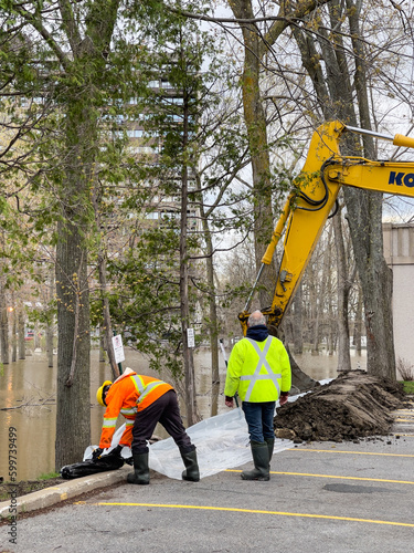 Montreal, Canada, 4th May, 2023. City workers prepare flood protection