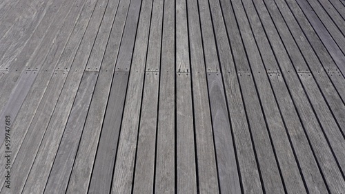 [Japan] wood deck brown floorboards