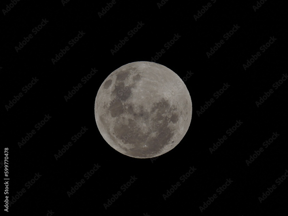 Naklejka premium Full moon in sky of South hemisphere 