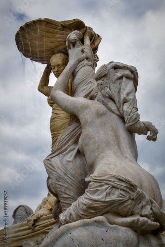 Ister fountain photo