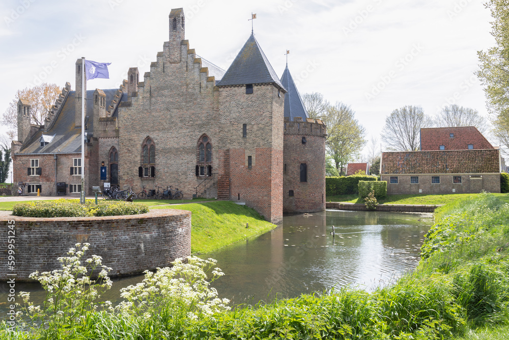 Radboud Castle Medemblik, Late-13th-century castle with a moat.