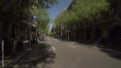 Una mañana de verano solitaria durante el confinamiento en Barcelona