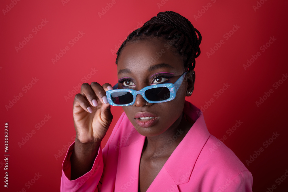 Closeup Shot Of Beautiful Black Female Fashion Model Wearing Stylish Sunglasses