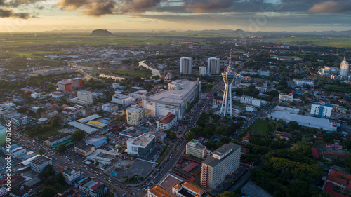Cuadro en lienzo Aerial view of Alor Setar town with beautiful clouds in the evening