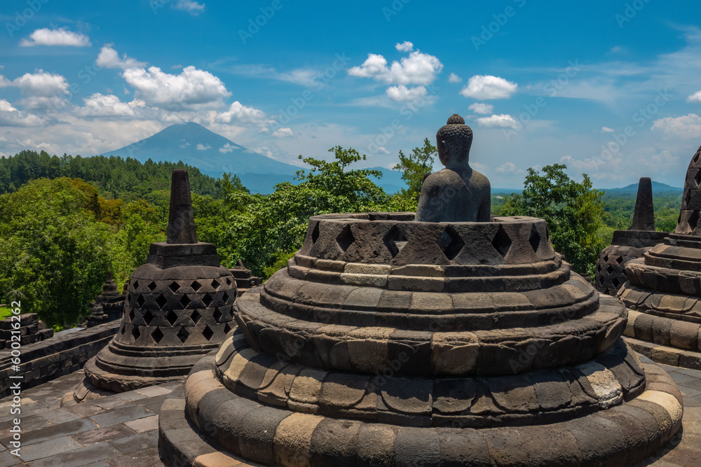 Fototapeta premium Ancient ruins of Borobudur, (Candi Borobudur) a 9th-century Mahayana Buddhist temple in Magelang Regency, Central Java, Indonesia