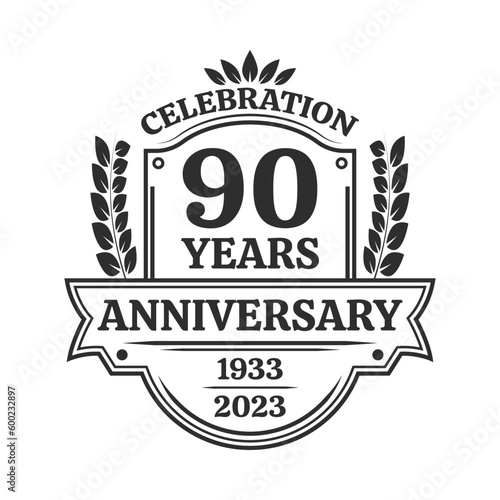 90 years anniversary icon or logo. Vintage birthday banner design. 90th anniversary yubilee celebration badge or label. Vector illustration.