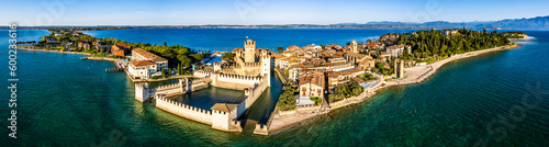 Fotografiet old town and port of Sirmione in italy