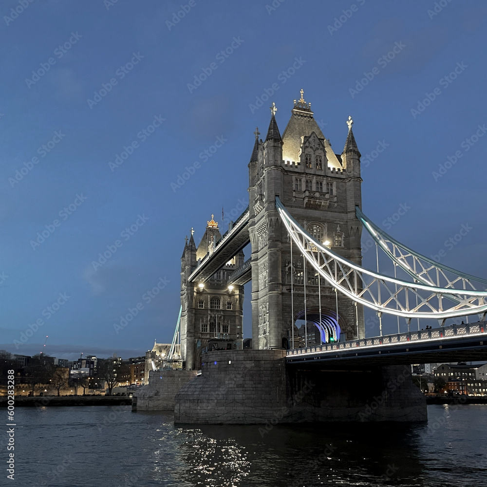 Obraz premium tower bridge city