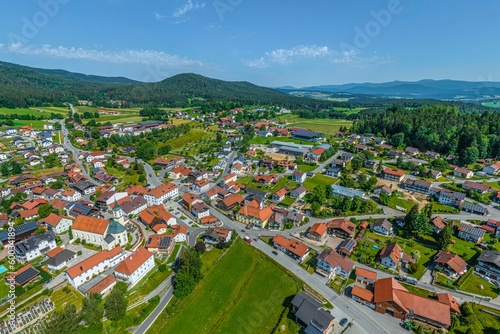 Ausblick auf den Ort Bischofsmais im Bayerischen Wald