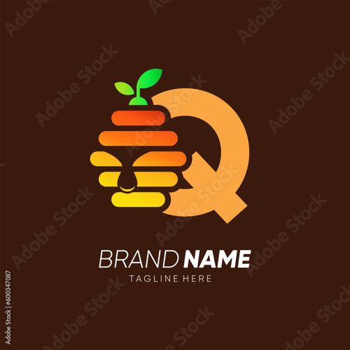 Letter Q Initial Bee Hive Logo Design Vector Icon Graphic Emblem Illustration