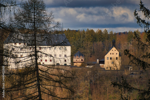 Blick auf Schloss Burgk am Stausee Burgkhammer, Saale Stausee, Burgk, Thüringen, Deutschland	 photo