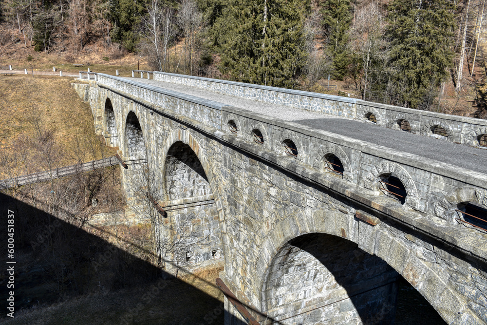 Brücke, Rasner Brücke, Lost Place, Südtirol, Steinbrücke, Bogenbrücke, Bogen, ausgedient, Negrelli, Suezkanal, Ritter Negrelli von Moldelbe, Brückenbau, Brückenbauer, Straßenbrücke, 1847, Stillgelegt, Brücke, Rasner Brücke, Lost Place, Südtirol, Steinbrücke, Bogenbrücke, Bogen, ausgedient, Negrelli, Suezkanal, Ritter Negrelli von Moldelbe, Brückenbau, Brückenbauer, Straßenbrücke, 1847, Stillgelegt,