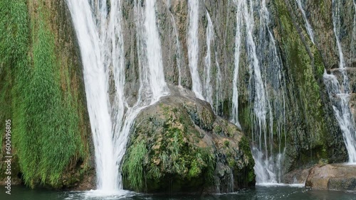 Close view of Glandieu Fall (