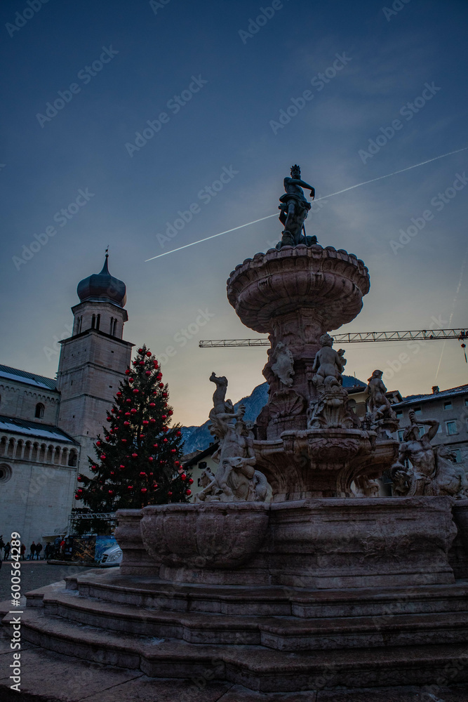 Fototapeta premium Piazza del Domo, città di Trento, Trentino Alto Adige