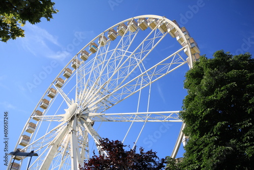 ferris wheel on a day © Eric