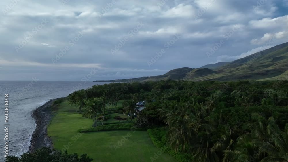 Luxury Beach Estates In Olowalu, Maui; Aerial Parallax Revealing A Tropical Paradise. Luxury Beach Estates In Olowalu, Maui; Aerial Parallax Revealing A Tropical Paradise.