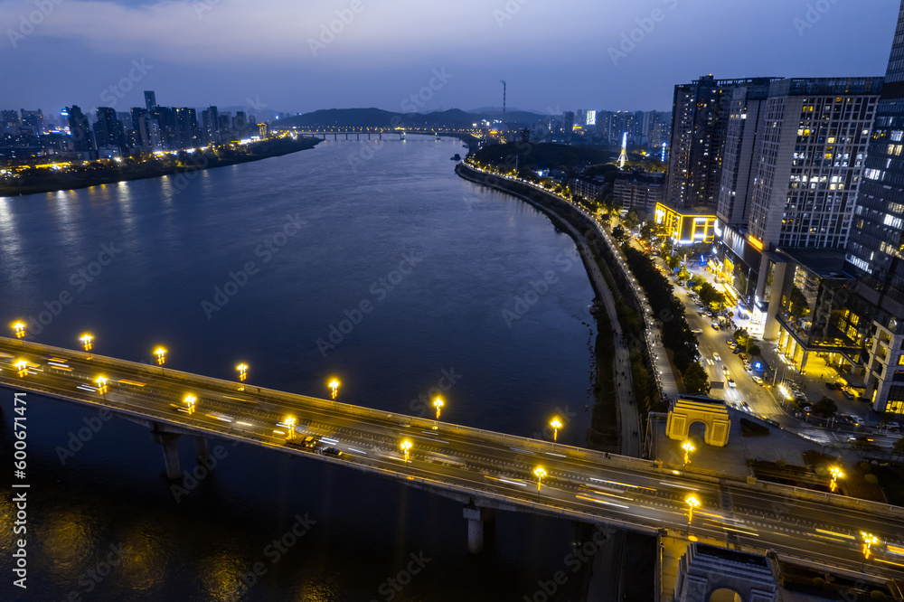 Fototapeta premium China Zhuzhou city night view