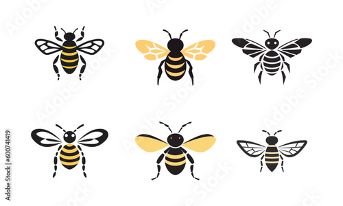 Set of bee icons. Vector illustration isolated on white background © Ruqqq