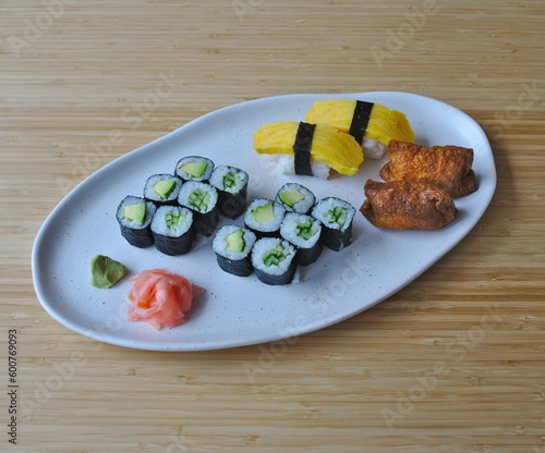 Vegetarian sushi
