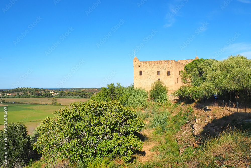 Fort Matra is a historical monument located in Aléria in Corsica (nicknamed the Island of Beauty). Its construction dates back to the Genoese period. A cavalry squadron was assigned there Fort Matra is a historical monument located in Aléria in Corsica (nicknamed the Island of Beauty). Its construction dates back to the Genoese period. A cavalry squadron was assigned there