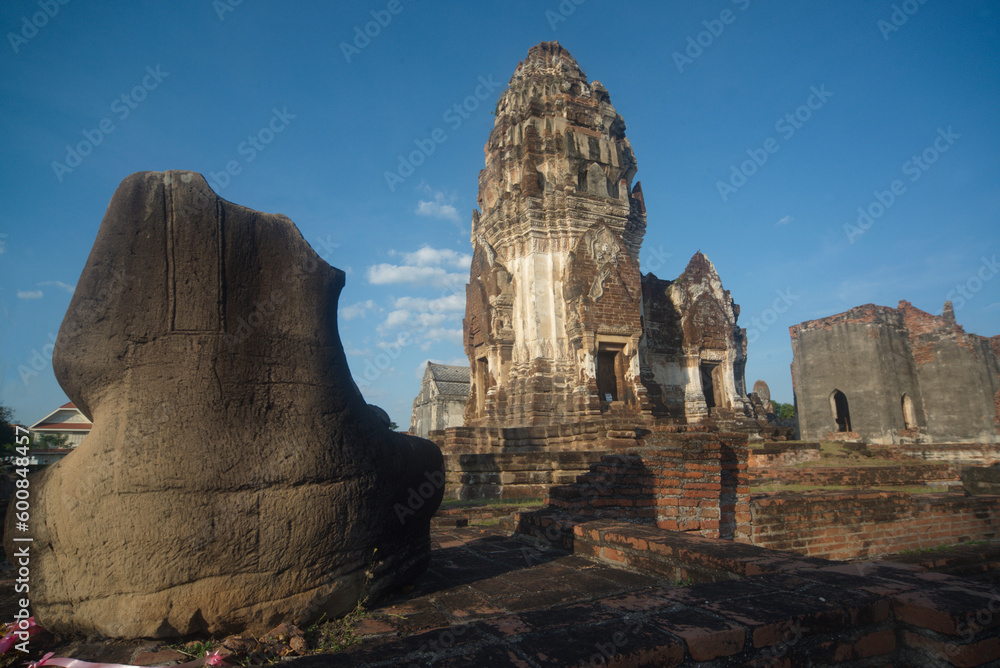 Wat Nakhon Kosa announced the registration of national important historical sites. Phra Prang in the Lopburi period around the 17th Buddhist century. Located at Lop Buri In Thailand.
