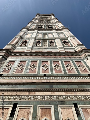 Slika na platnu Campanile di Giotto, un campanile che fa parte del Duomo di Firenze in Piazza del Duomo a Firenze, Italia