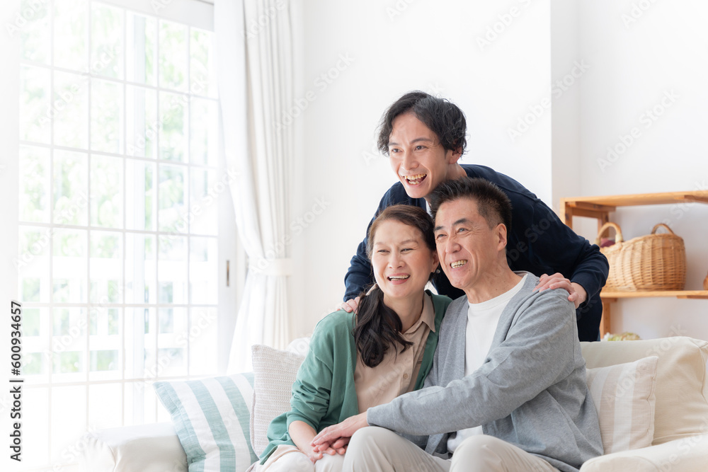 息子と親（家族・ファミリー・介護）