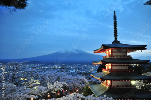 日本の風景、富士山、五重塔、桜