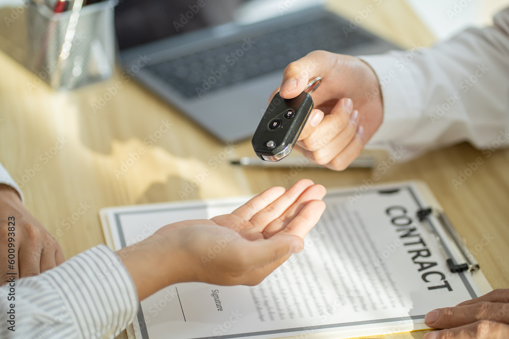 Fototapeta premium Loss Adjuster Insurance Agent Inspecting Damaged Car. .Sales manager giving advice application form document considering mortgage loan offer for car &nbsp;insurance