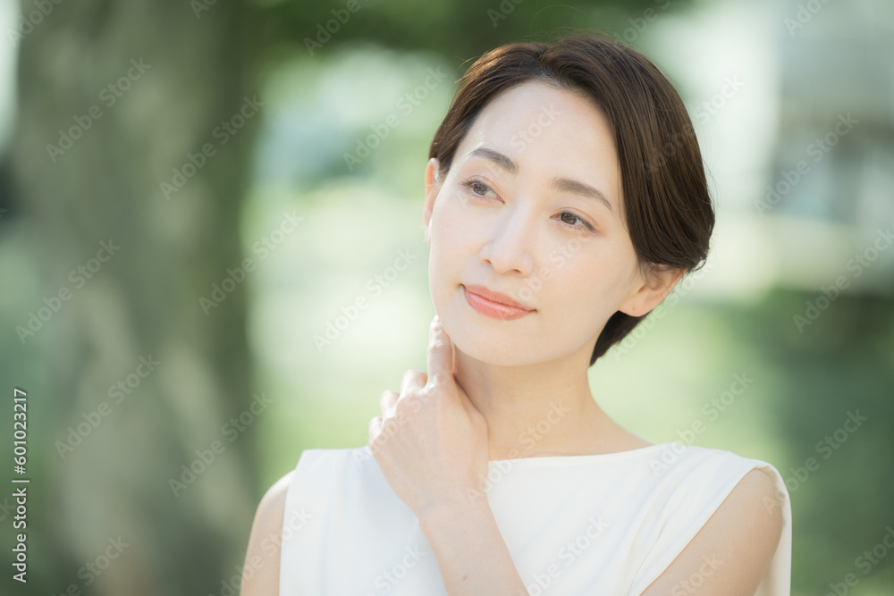 Asian beauty image of beautiful people in new green Asian beauty image of beautiful people in new green