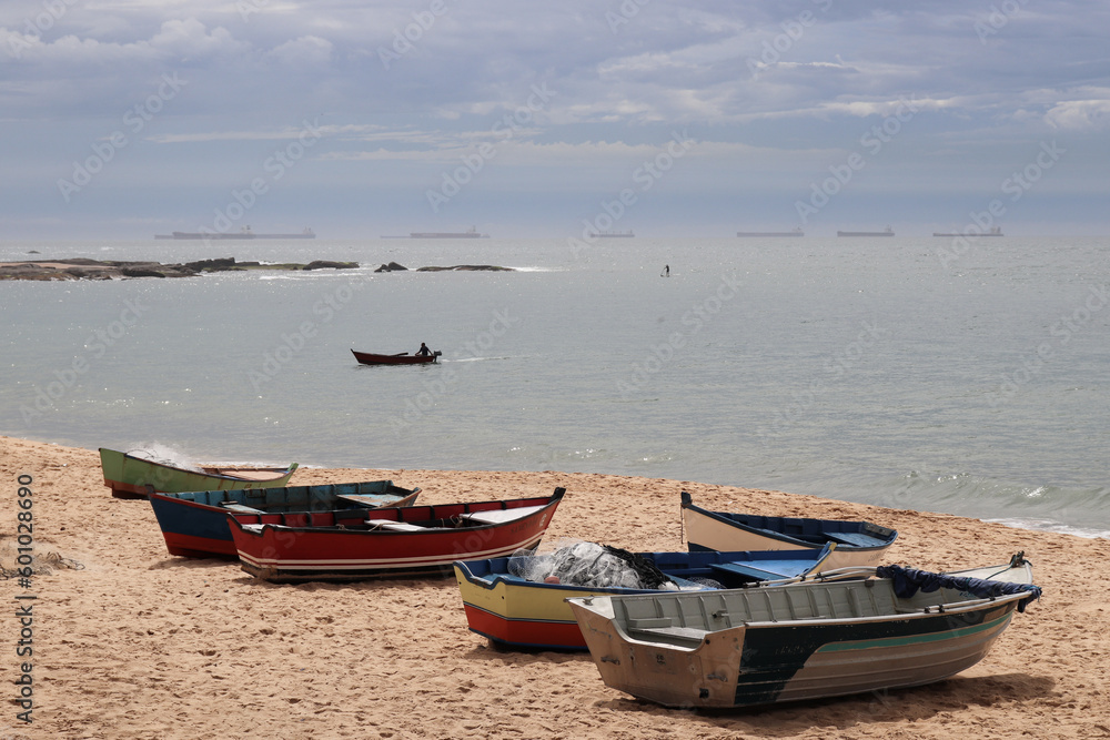 Barcos praia de Itapoã, Vila Velha, Espirito Santo, Brasil.