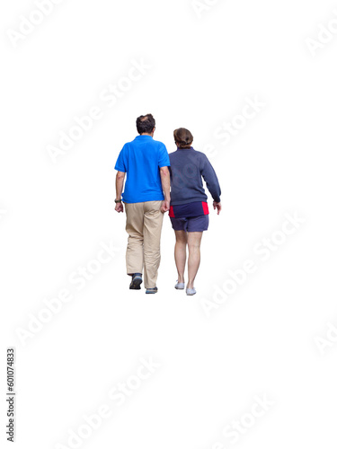 Couple de quarante cinq ans en promenade par temps printanier, on ne voit pas le bras gauche de la dame qui est caché par le bras droit du monsieur.  photo