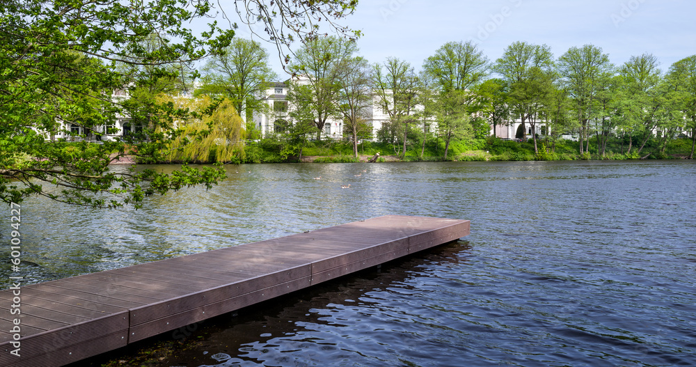 Hamburg Alster Anleger Eichenpark Leinpfad Frühling Hamburg Alster Anleger Eichenpark Leinpfad Frühling