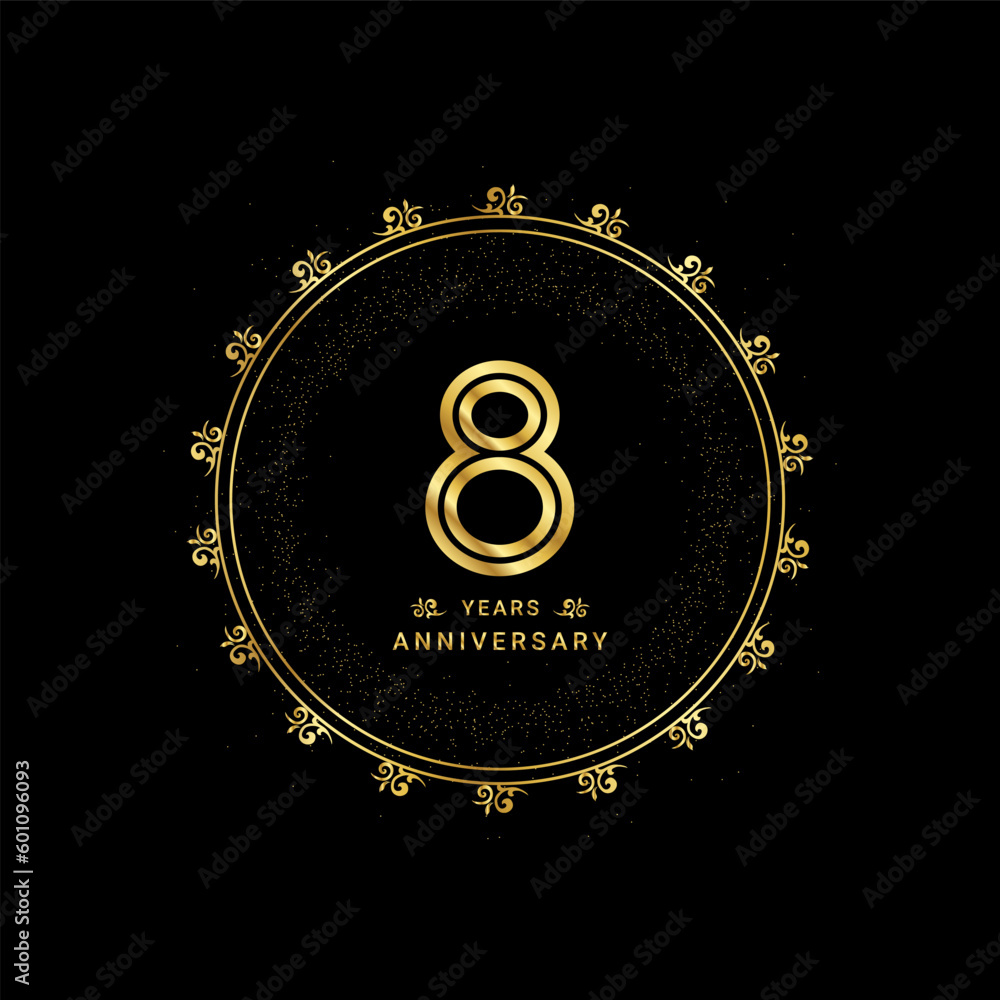 Naklejka premium 8 years anniversary with a golden number in a classic floral design template