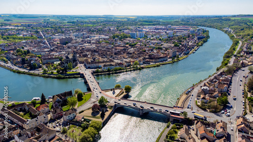 Bild auf Leinwand Aerial view of the confluence between the Seine and the Yonne showing different