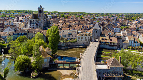 Cuadro en lienzo Aerial view of the medieval town of Moret-sur-Loing in Seine et Marne, France -