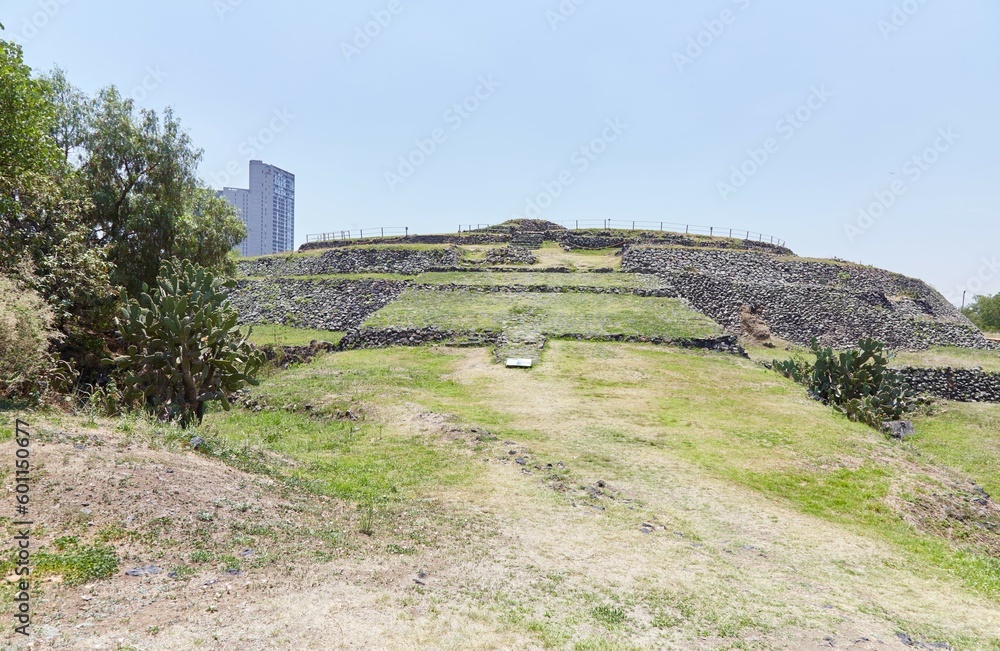 The Circular Pyramid of Cuicuilco to the South of Mexico City Predates Teotihuacan