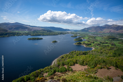Fototapeta Naklejka Na Ścianę i Meble -  Views over Derwentwater from the family friendly hike up to Walla Crag in the Lake District, Cumbria, England