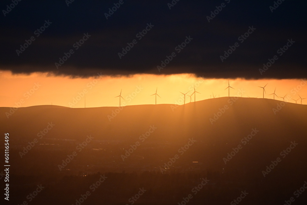 Obraz premium sunrise over the city