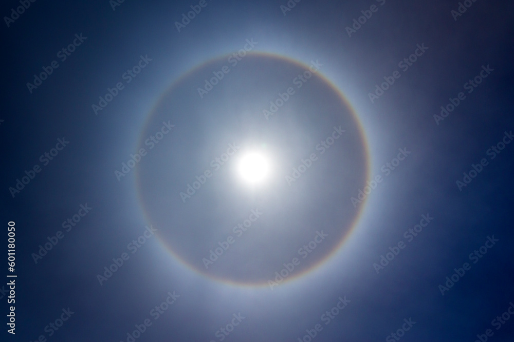 Fenómeno natural halo solar Fenómeno natural halo solar