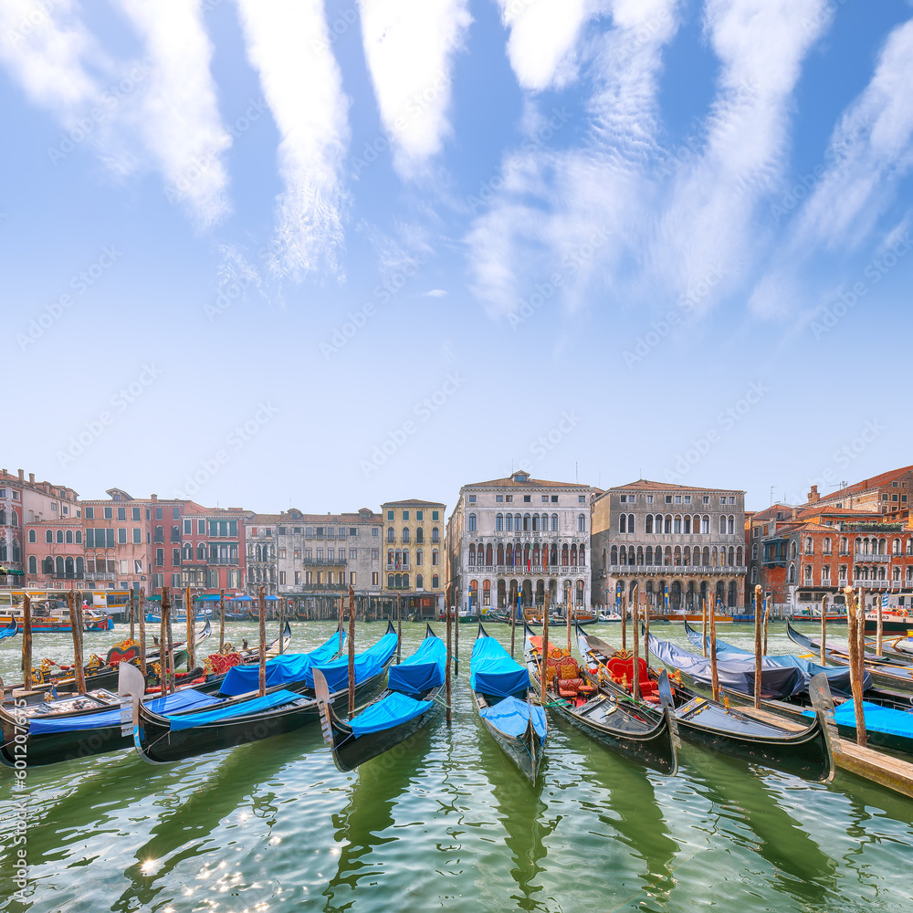 Astonishing morning cityscape of Venice with famous Canal Grande.