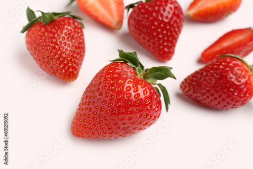 Fototapeta Naklejka Na Ścianę i Meble -  Fresh strawberries on white background
